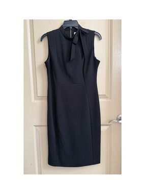 Calvin Klein Sleeveless Bow Neck Sheath Dress size 6